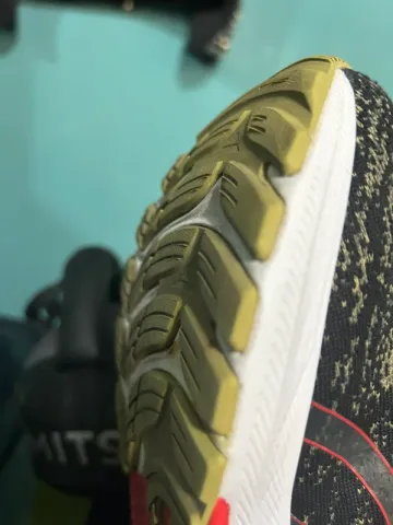 Scarpa Gel Kayano 29 bike usato — immagine 9 di 15