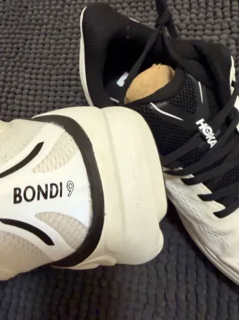 Tweedehands Hoka Bondi 9 bike — afbeelding 6 van 7