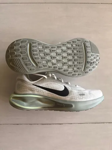 Used Nike Journey Run bike — image 3 of 4