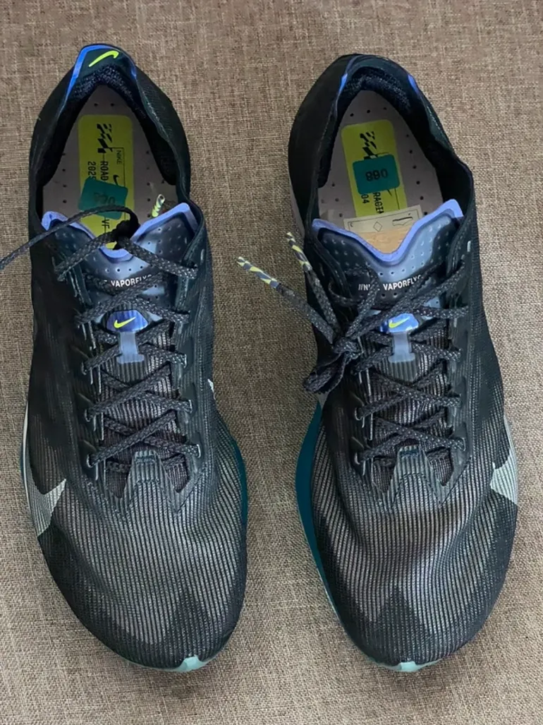Używany Nike ZoomX Vaporfly Next% 4 bike — zdjęcie 8 z 10