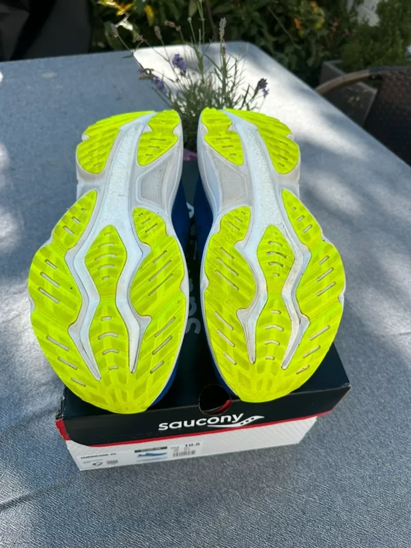 Used Premium Hurricane 25 bike — image 7 of 8