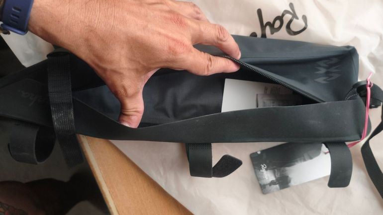 Tweedehands Rapha Explore Frame Pack 2026 bike — afbeelding 4 van 10
