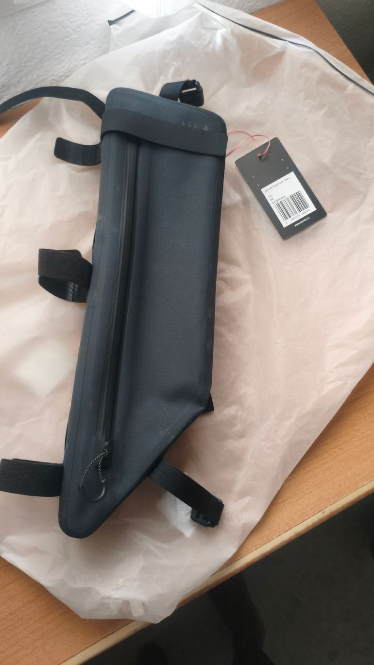 Tweedehands Rapha Explore Frame Pack 2026 bike — afbeelding 5 van 10