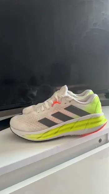 Gebrauchtes Adidas Running Shoes bike — Bild 1 von 5
