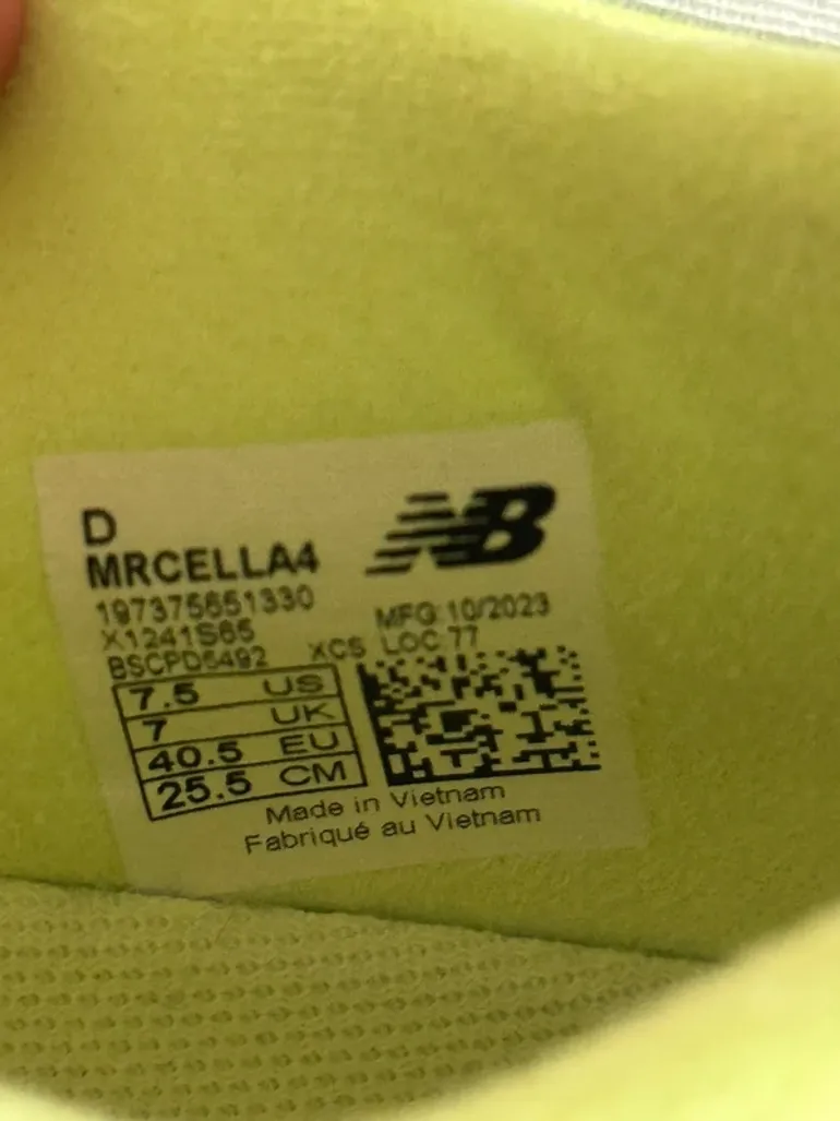 Used New Balance FuelCell SuperComp Elite v4 bike — image 7 of 7