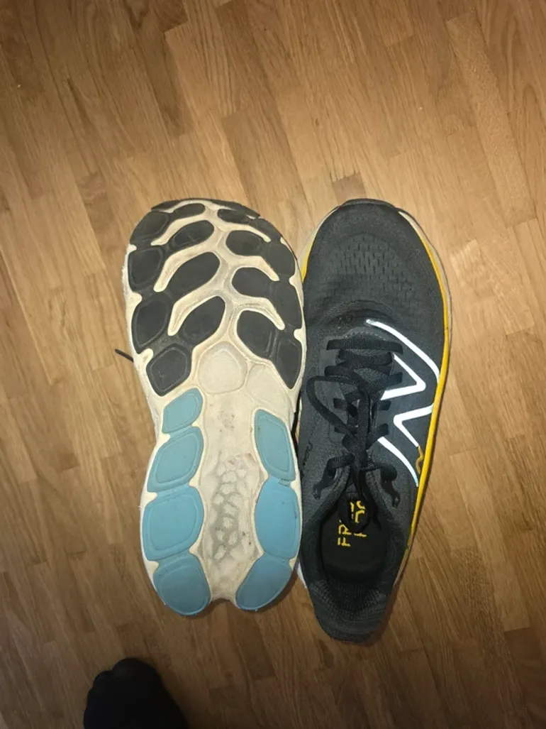 Used New Balance Fresh Foam X 1080v12 bike — image 4 of 5