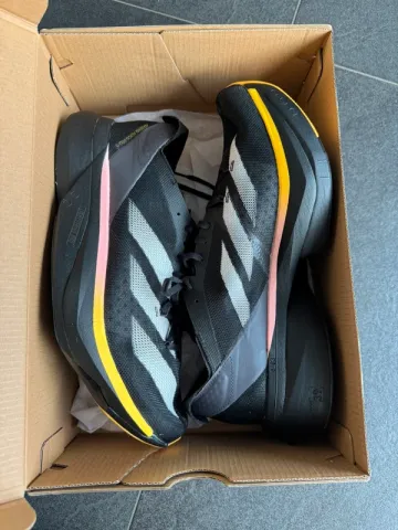 Used Adidas Adizero Adios Pro bike — image 9 of 11