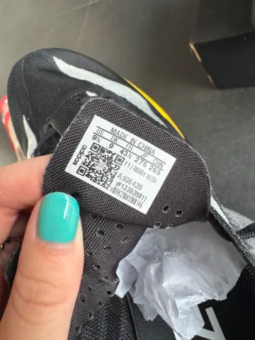 Used Adidas Adizero Adios Pro bike — image 8 of 11