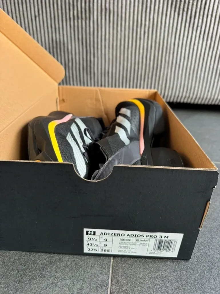 Used Adidas Adizero Adios Pro bike — image 10 of 11