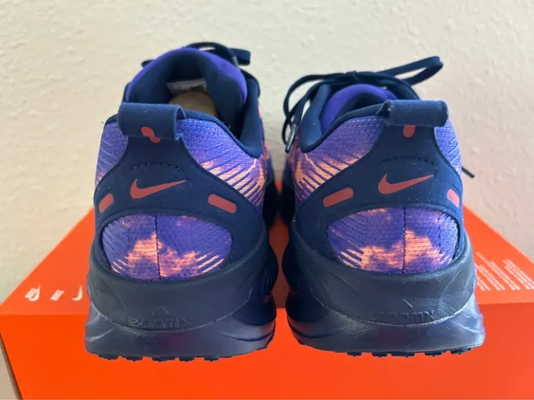 Used Nike Vomero 18 bike — image 4 of 6