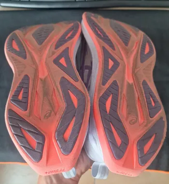Used Asics Superblast 2 Tokyo Edition bike — image 5 of 8