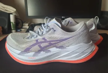Used Asics Superblast 2 Tokyo Edition bike — image 1 of 8