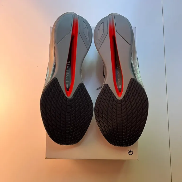 Used Nike Vaporfly 4 Next% bike — image 5 of 6