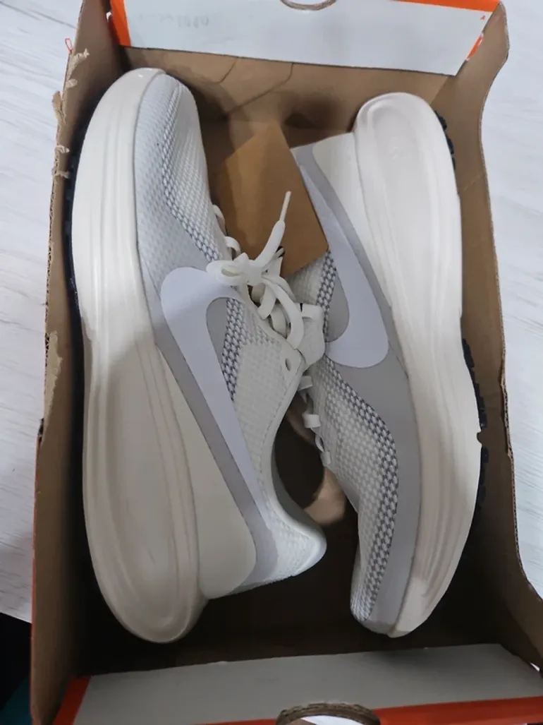 Used Nike Revoluton 8 bike — image 4 of 4