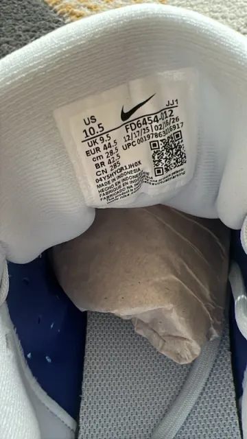 Used Nike Running Shoes bike — image 4 of 4