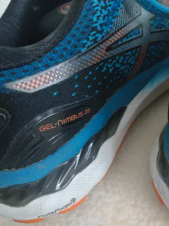 Gebrauchtes Asics Nimbus 23 bike — Bild 4 von 8