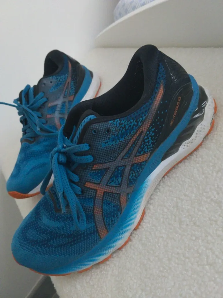Gebrauchtes Asics Nimbus 23 bike — Bild 1 von 8