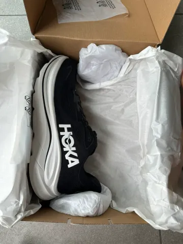 Hoka Clifton 10 bike usato — immagine 3 di 9
