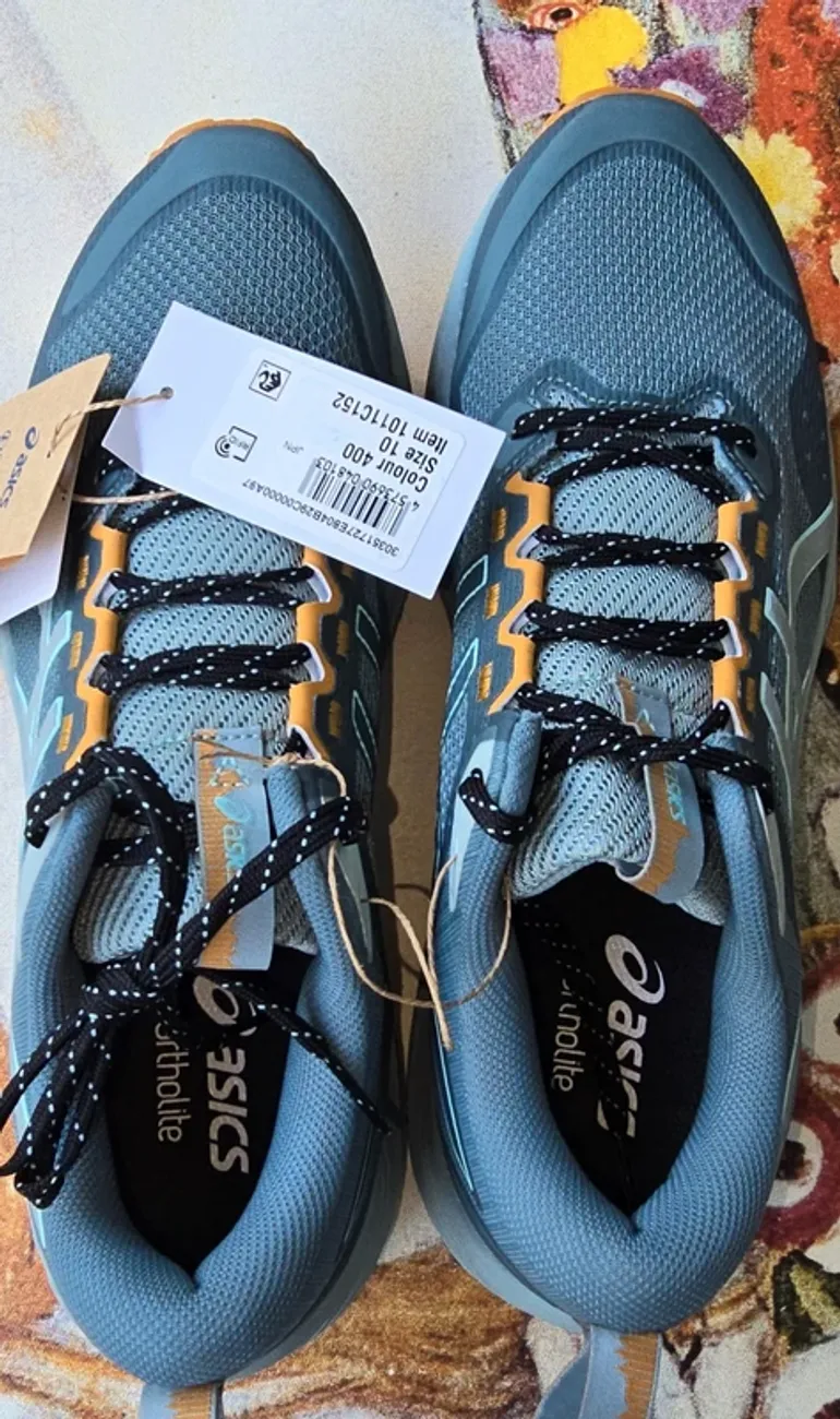 Used Asics Trabuco Terra 3 bike — image 5 of 8
