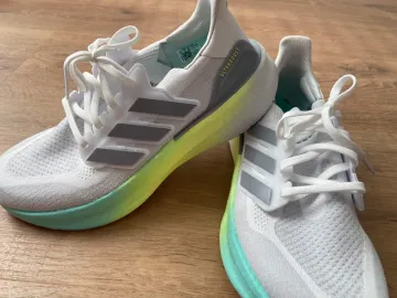 Używany Adidas Ultraboost 5 bike — zdjęcie 4 z 7