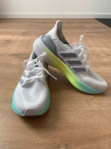 Używany Adidas Ultraboost 5 bike — zdjęcie 1 z 7