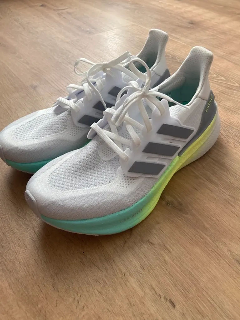 Używany Adidas Ultraboost 5 bike — zdjęcie 3 z 7