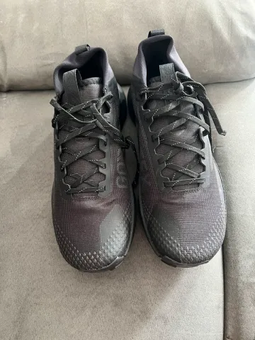 Used Nike Gore-Tex bike — image 5 of 5