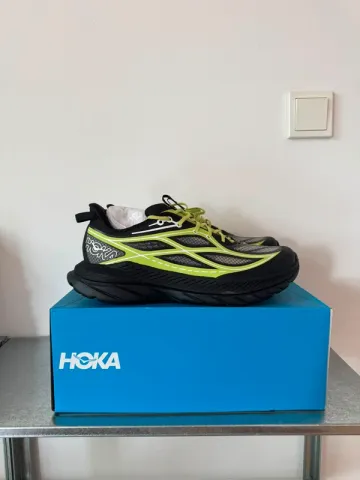 Použité Hoka Mach Remastered Running Shoes