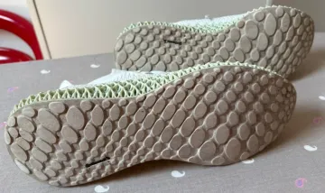 Tweedehands Adidas Alphaedge 4D bike — afbeelding 3 van 5