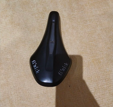 Fizik Saddle 2024 Saddles & Seatposts d'occasion