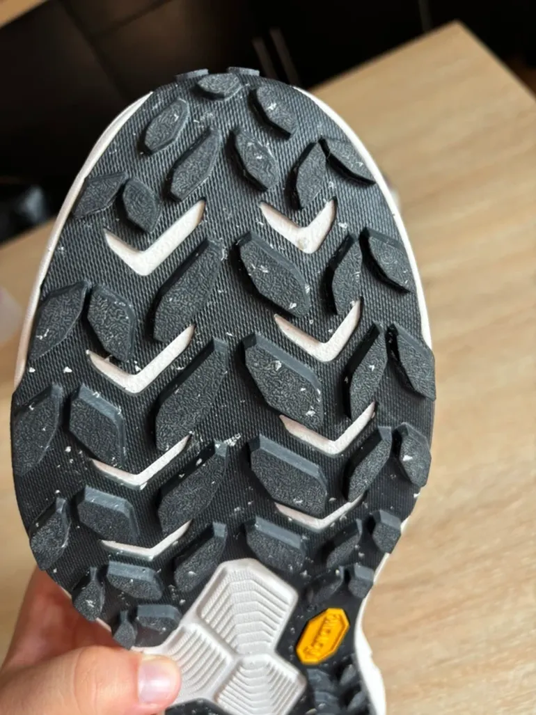 Hoka Transport GTX bike usato — immagine 7 di 9