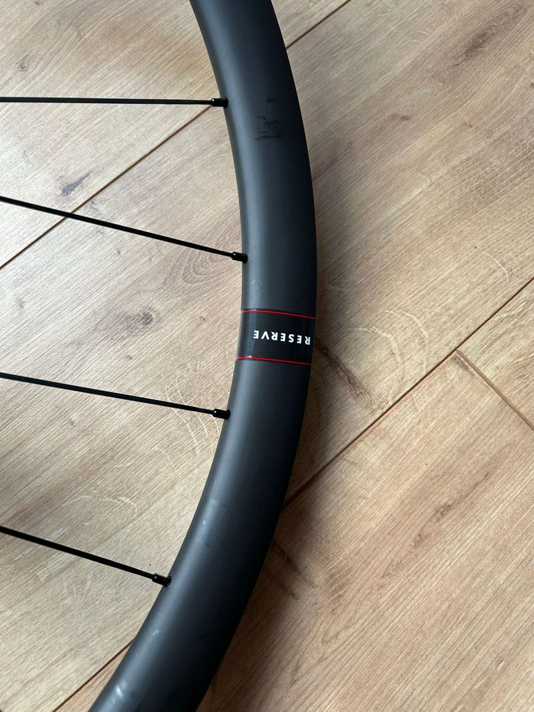 Używany Reverse Components 32|GR Carbon Wheelset 2024 bike — zdjęcie 5 z 8