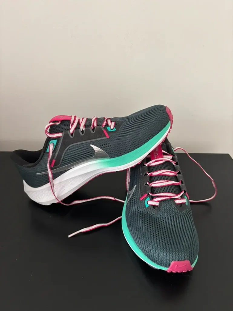 Tweedehands Nike Pegasus 40 bike — afbeelding 3 van 4