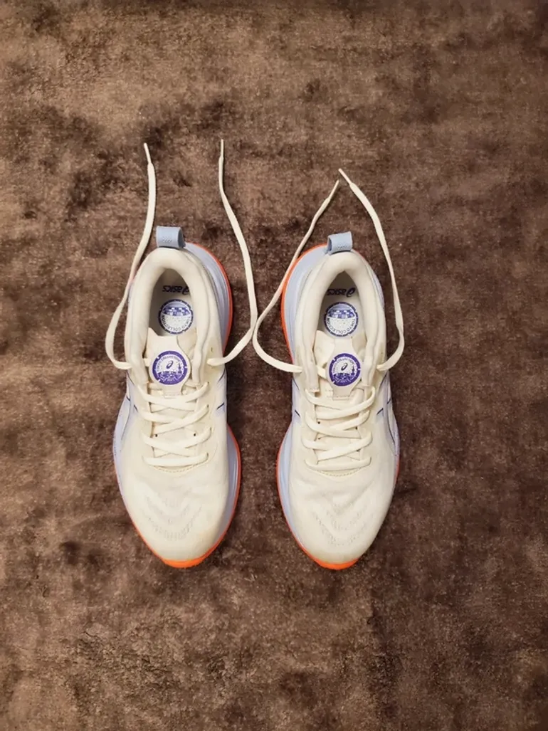 Used Asics Gel-Cumulus 27 Tokyo Edition bike — image 2 of 7