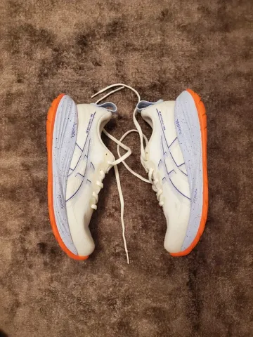 Used Asics Gel-Cumulus 27 Tokyo Edition bike — image 4 of 7