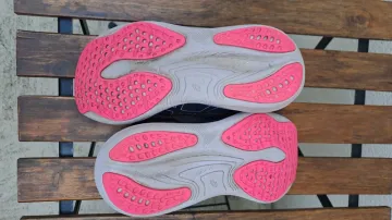 Asics Gel Nimbus bike d'occasion — image 4 sur 4