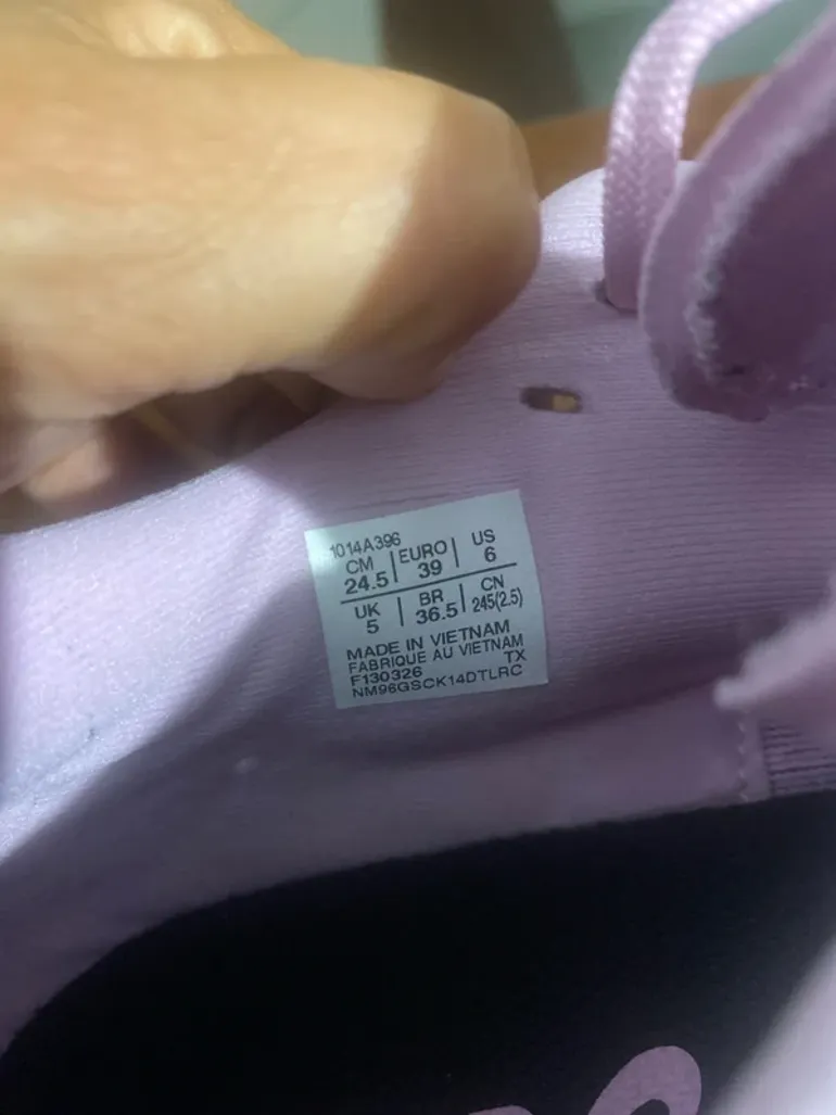 Asics Novablast 6 GS bike d'occasion — image 6 sur 9