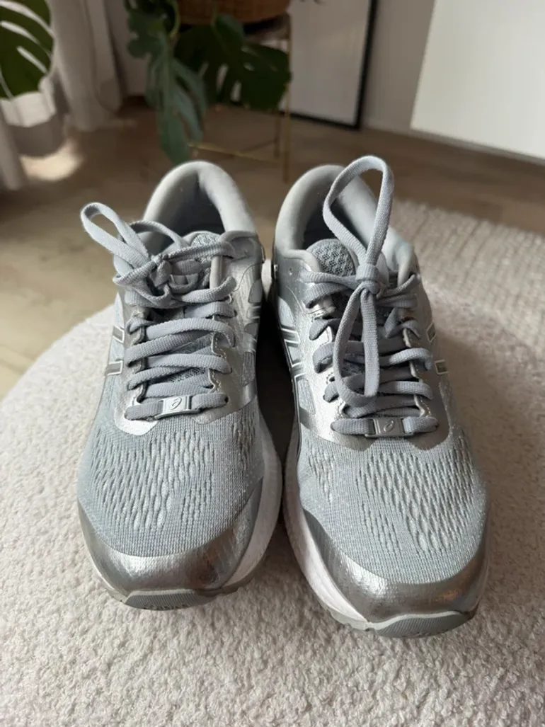 Asics Gel-Kayano 28 bike d'occasion — image 4 sur 5