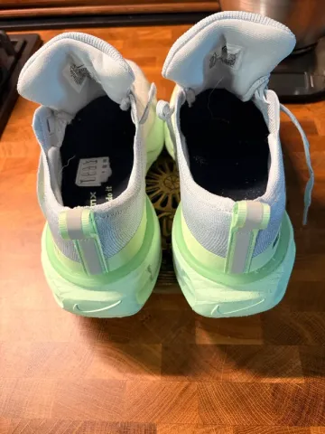 Used Nike Air Invincible Run 3 bike — image 3 of 6