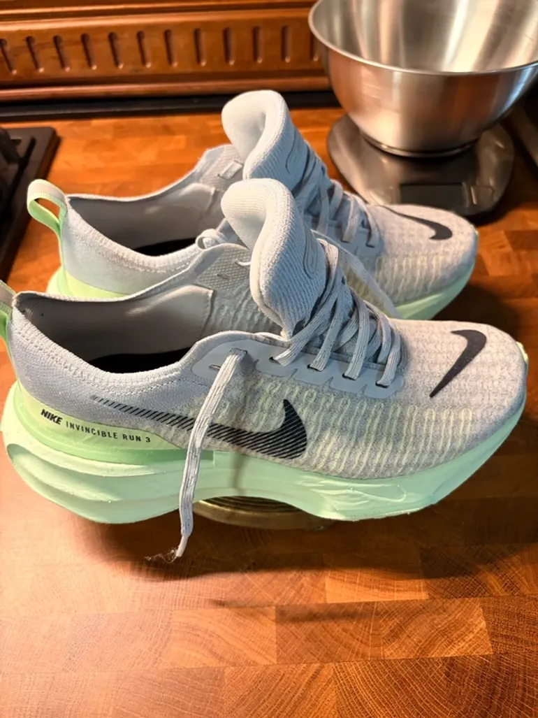 Used Nike Air Invincible Run 3 bike — image 2 of 6