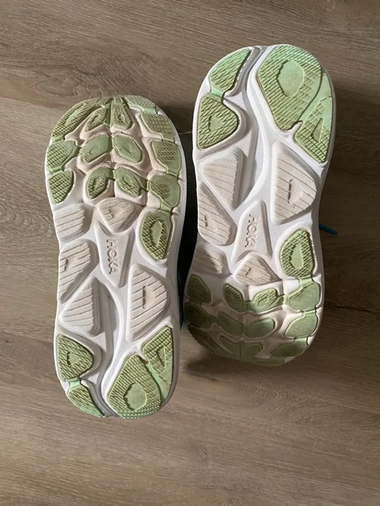 Tweedehands Hoka Clifton 10 bike — afbeelding 4 van 7