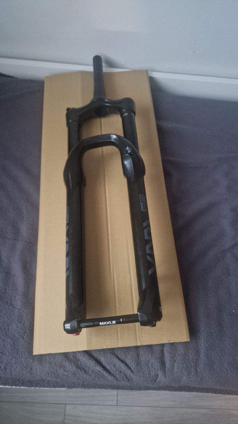 RockShox Yari RC Fork 2023 Fork d'occasion