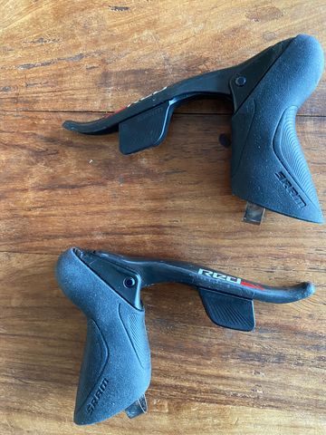 Sram Red eTap Shifters bike usato — immagine 3 di 3