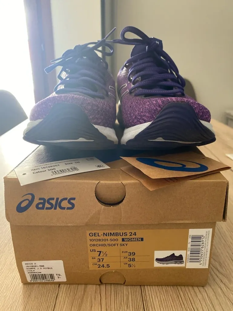 Used Asics Gel Nimbus 24 bike — image 2 of 7
