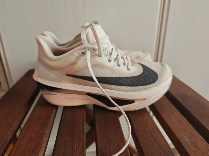 Used Nike Performance 2025 Running Shoes