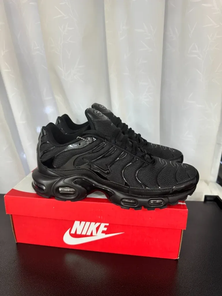 Used Nike Air Max Plus TN bike — image 6 of 6