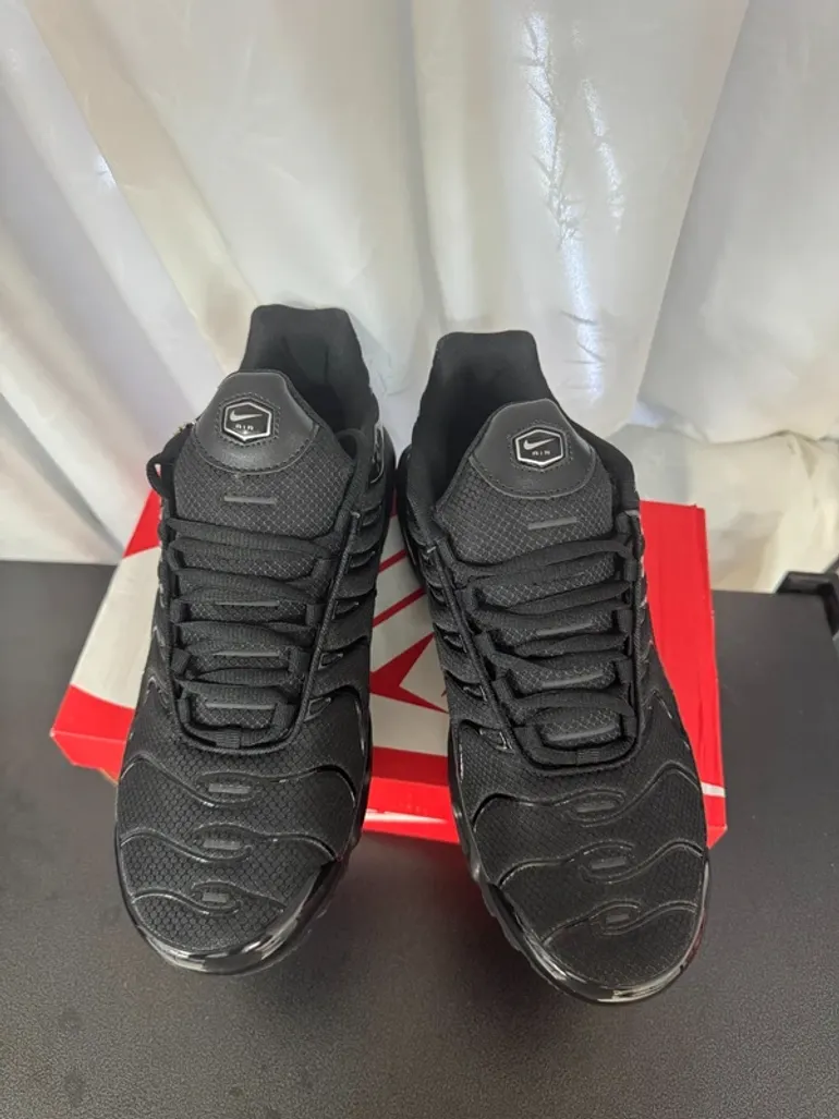 Used Nike Air Max Plus TN bike — image 2 of 6