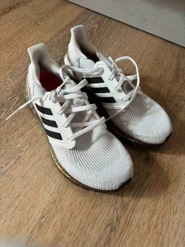 Použité Adidas Sneakers weis mit Glitzer und bunter Sohle bike — obrázek 8 z 9
