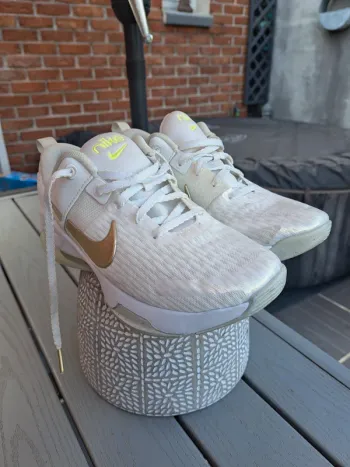 Used Nike Zoom Bella 6 bike — image 3 of 13