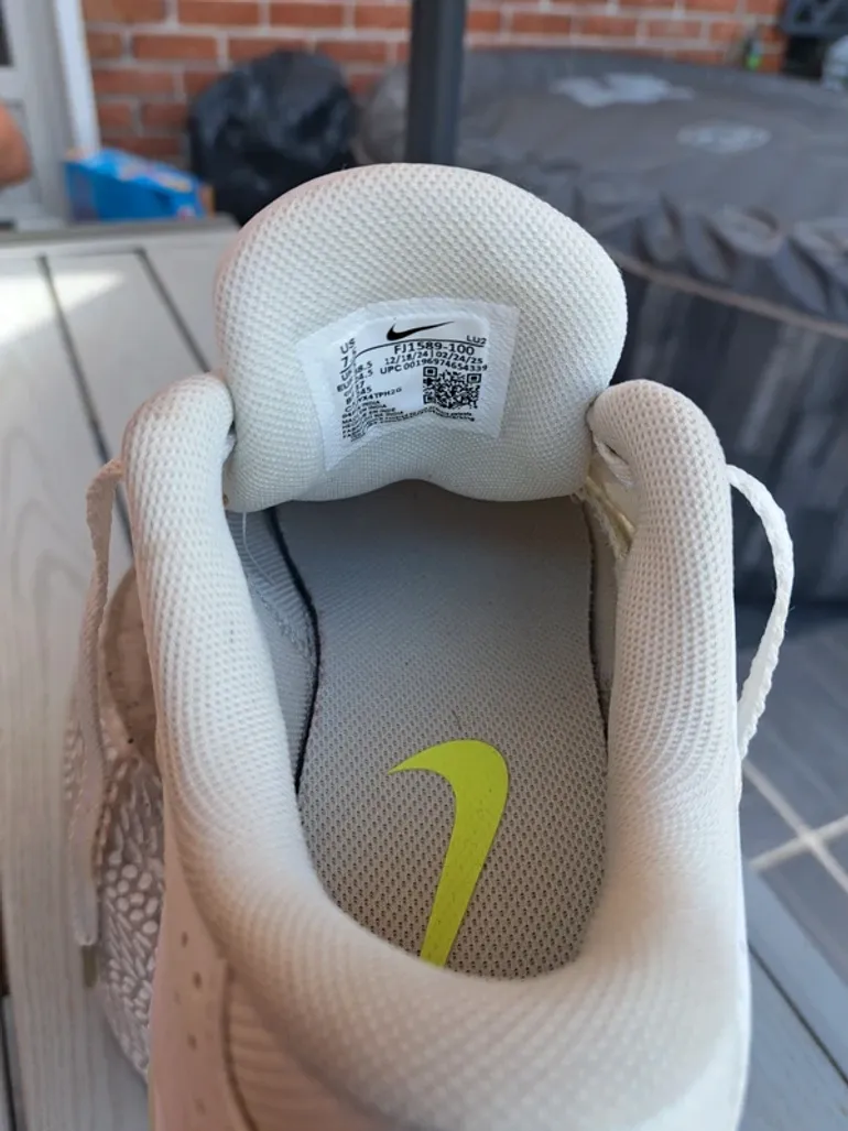 Used Nike Zoom Bella 6 bike — image 12 of 13